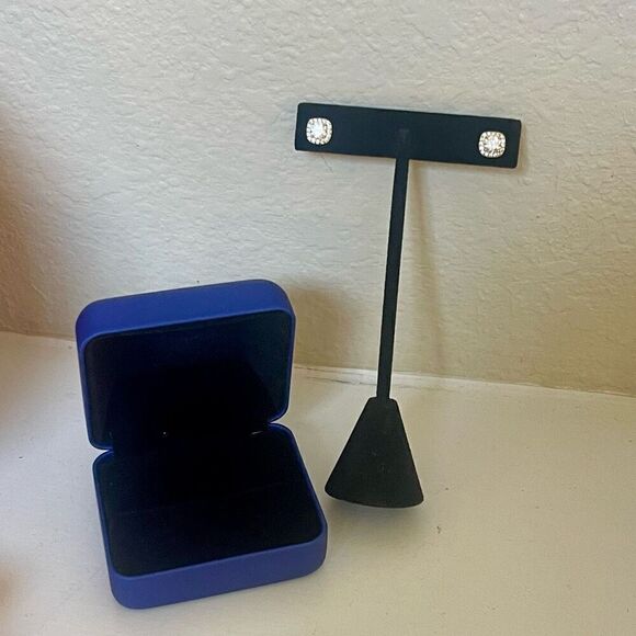 Moissanite 18K Gold Vermeil Halo Push Back Stud Earrings Womens - Picture 8 of 10